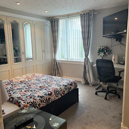 Room In A Home Edinburgh Ngoại thất bức ảnh